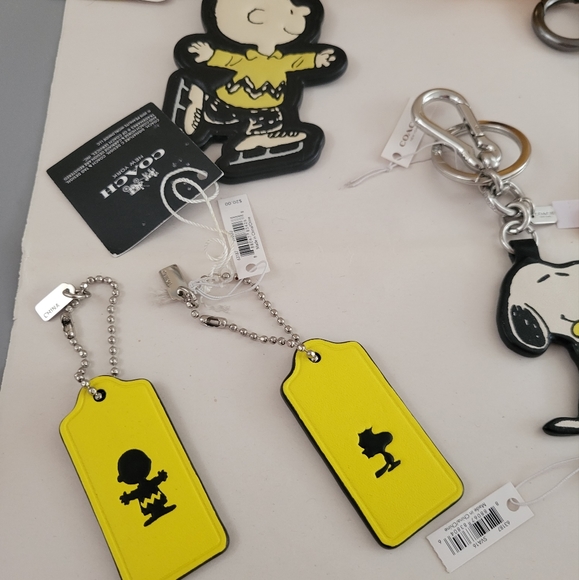 Coach Keychain - Picture 3 of 9